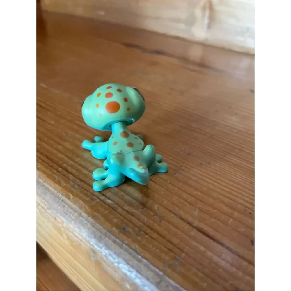 Littlest Pet Shop (LPS) Get Well Gecko #492